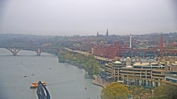 Weather camera view of The Watergate Hotel.