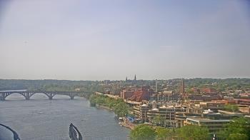 Weather camera view of The Watergate Hotel.