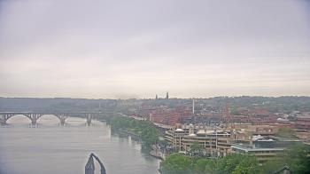Weather camera view of The Watergate Hotel.