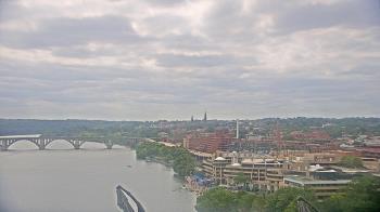 Weather camera view of The Watergate Hotel.