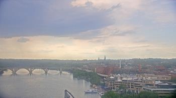 Weather camera view of The Watergate Hotel.