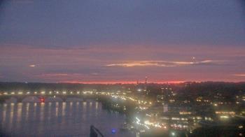 Weather camera view of The Watergate Hotel.