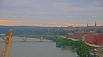 Weather camera view of The Watergate Hotel.