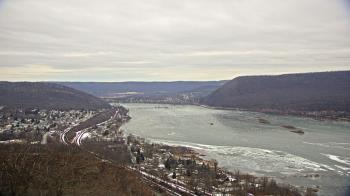 Weather camera view of WHTM Marysville Blue Mtn 1000 ft elev.
