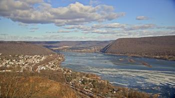 Weather camera view of WHTM Marysville Blue Mtn 1000 ft elev.