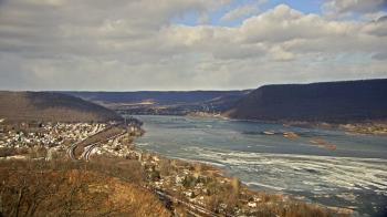 Weather camera view of WHTM Marysville Blue Mtn 1000 ft elev.