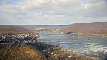 Weather camera view of WHTM Marysville Blue Mtn 1000 ft elev.