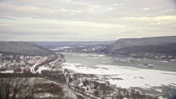 Weather camera view of WHTM Marysville Blue Mtn 1000 ft elev.