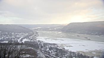 Weather camera view of WHTM Marysville Blue Mtn 1000 ft elev.