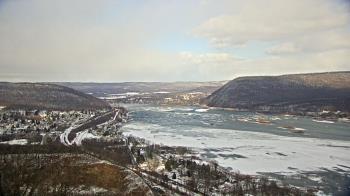 Weather camera view of WHTM Marysville Blue Mtn 1000 ft elev.