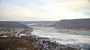 Weather camera view of WHTM Marysville Blue Mtn 1000 ft elev.