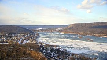 Weather camera view of WHTM Marysville Blue Mtn 1000 ft elev.