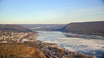 Weather camera view of WHTM Marysville Blue Mtn 1000 ft elev.