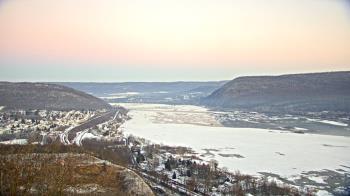Weather camera view of WHTM Marysville Blue Mtn 1000 ft elev.
