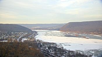 Weather camera view of WHTM Marysville Blue Mtn 1000 ft elev.