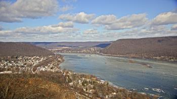 Weather camera view of WHTM Marysville Blue Mtn 1000 ft elev.