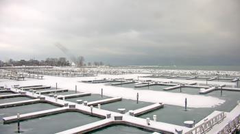 Weather camera view of Waukegan Harbor and Marina.