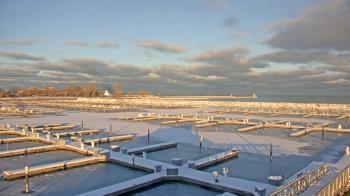 Weather camera view of Waukegan Harbor and Marina.