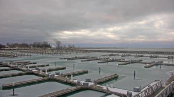 Weather camera view of Waukegan Harbor and Marina.