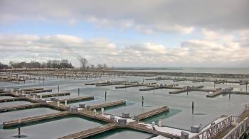 Weather camera view of Waukegan Harbor and Marina.