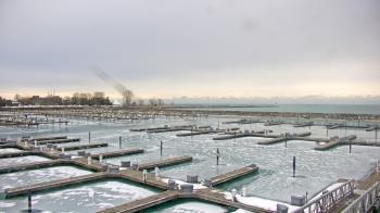 Weather camera view of Waukegan Harbor and Marina.