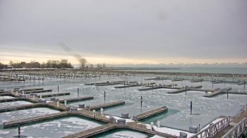 Weather camera view of Waukegan Harbor and Marina.