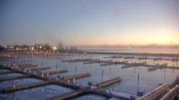 Weather camera view of Waukegan Harbor and Marina.