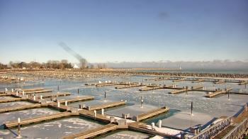 Weather camera view of Waukegan Harbor and Marina.