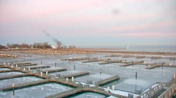 Weather camera view of Waukegan Harbor and Marina.