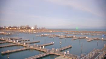 Weather camera view of Waukegan Harbor and Marina.