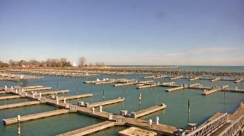 Weather camera view of Waukegan Harbor and Marina.