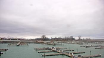 Weather camera view of Waukegan Harbor and Marina.