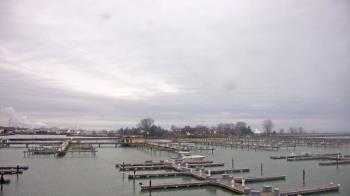 Weather camera view of Waukegan Harbor and Marina.