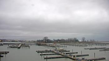 Weather camera view of Waukegan Harbor and Marina.