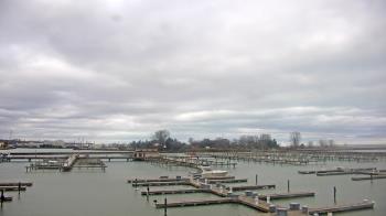 Weather camera view of Waukegan Harbor and Marina.