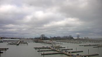 Weather camera view of Waukegan Harbor and Marina.