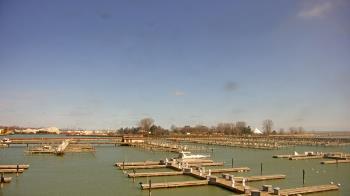Weather camera view of Waukegan Harbor and Marina.