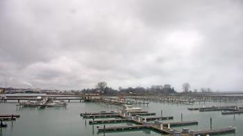 Weather camera view of Waukegan Harbor and Marina.