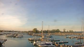 Weather camera view of Waukegan Harbor and Marina.