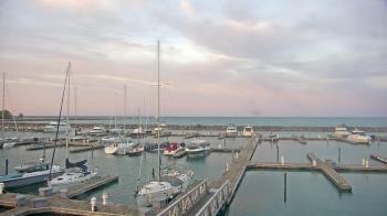 Weather camera view of Waukegan Harbor and Marina.