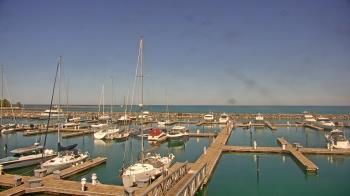 Weather camera view of Waukegan Harbor and Marina.
