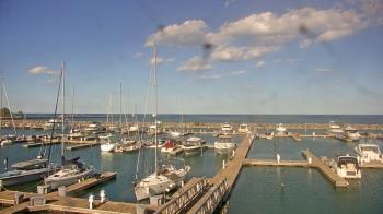 Weather camera view of Waukegan Harbor and Marina.