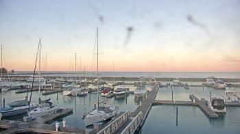 Weather camera view of Waukegan Harbor and Marina.