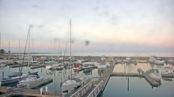 Weather camera view of Waukegan Harbor and Marina.