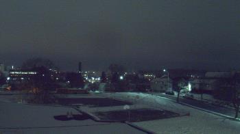 Weather camera view of Heights Murray ES.