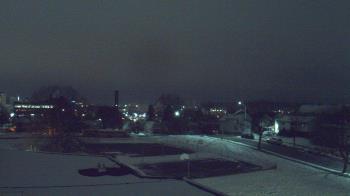 Weather camera view of Heights Murray ES.