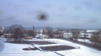 Weather camera view of Heights Murray ES.