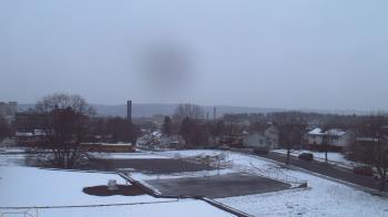 Weather camera view of Heights Murray ES.