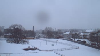 Weather camera view of Heights Murray ES.