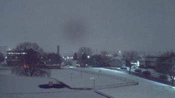 Weather camera view of Heights Murray ES.
